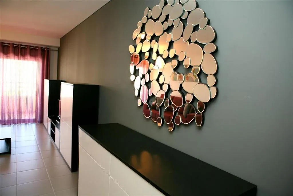 Paradise Beach Apartments With Pool Se 波尔蒂芒