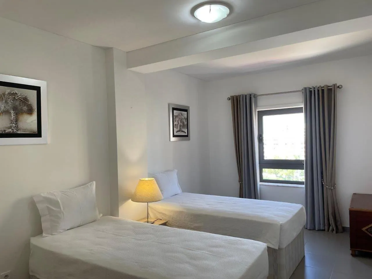 Paradise Beach Apartments With Pool Se 波尔蒂芒