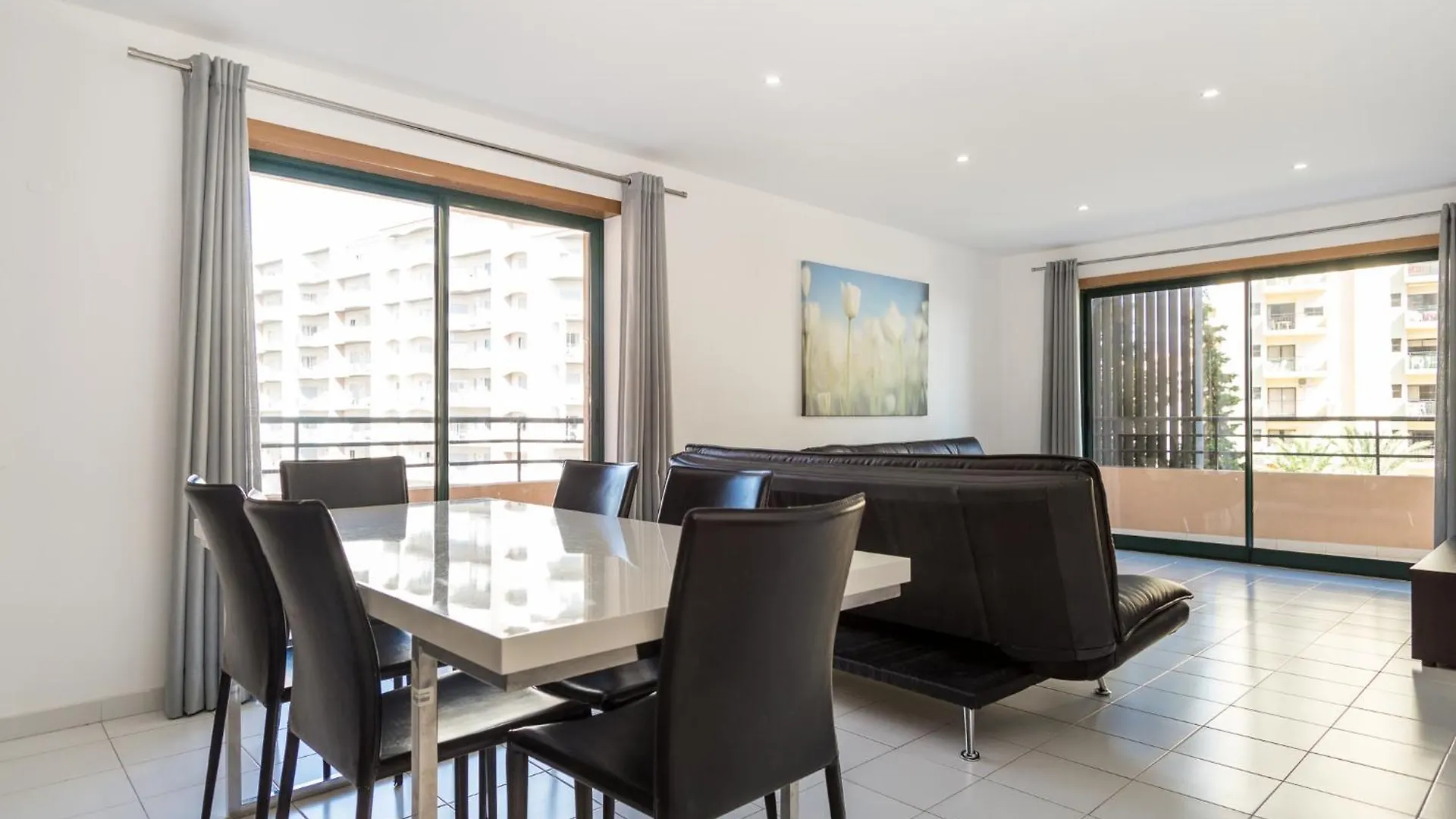 Paradise Beach Apartments With Pool Se 波尔蒂芒 0*,